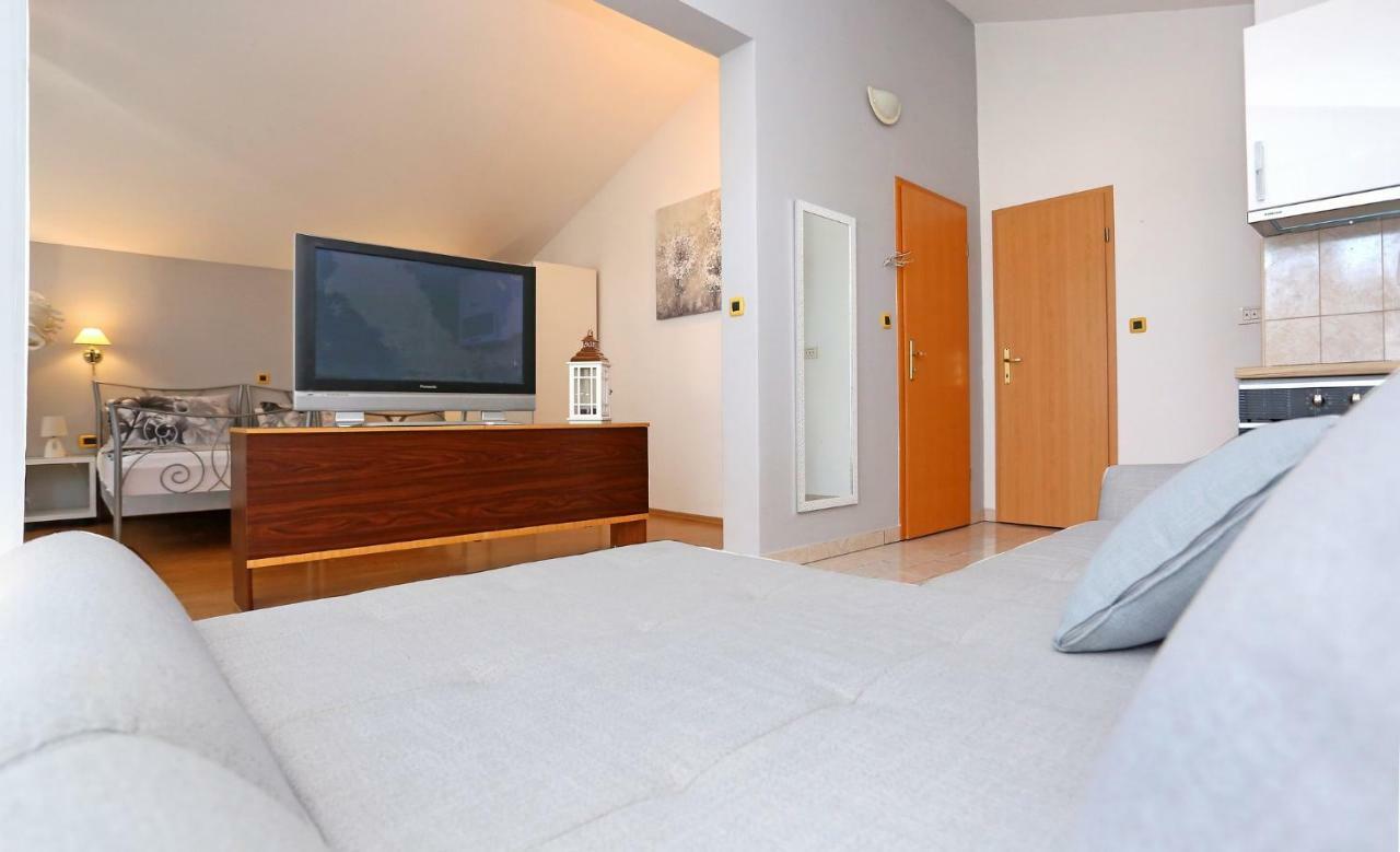 Studio Apartment Grey Split Exteriér fotografie